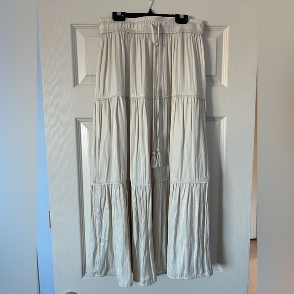 Joie Dresses & Skirts - Joie Cream Pleated Skirt